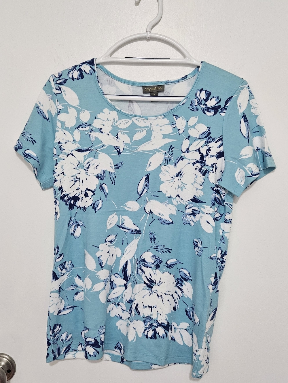 Style & Co. Women's Sky Blue Floral Short Sleeve Tee Medium